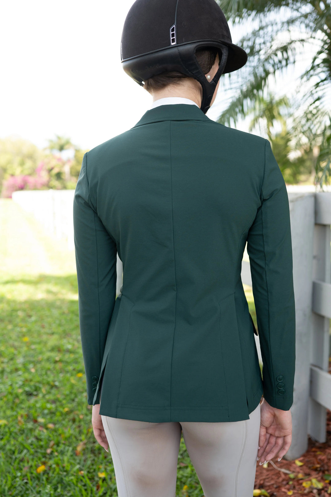 Ladies 3 Button Show Coat, NY Tech Fabric, New Green