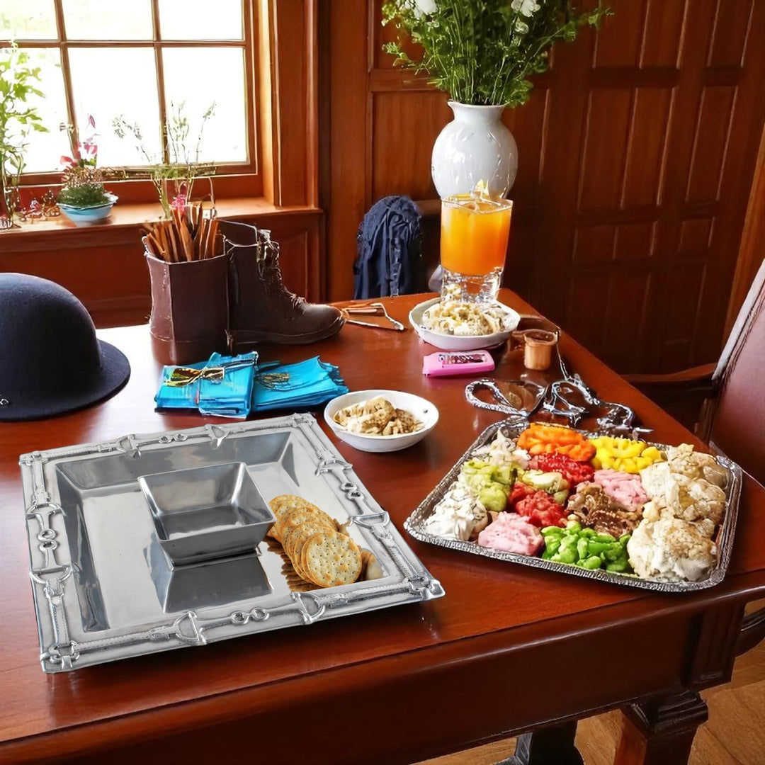 Equestrian Chip & Dip Bowl – Entertain in Style with Equestrian Elegance