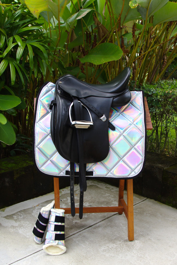 Holographic Saddle Pad set