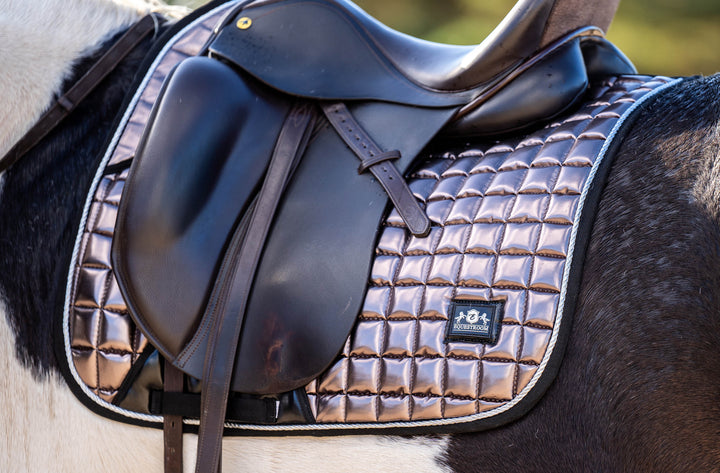 Spaceship Grey Saddle Pad Set
