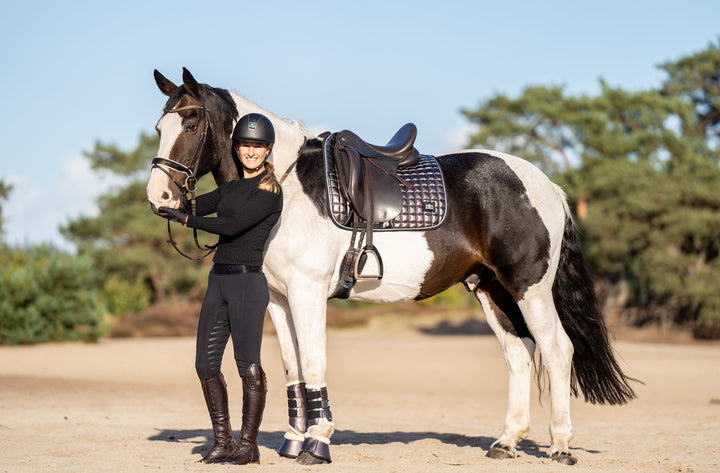 Spaceship Grey Saddle Pad Set